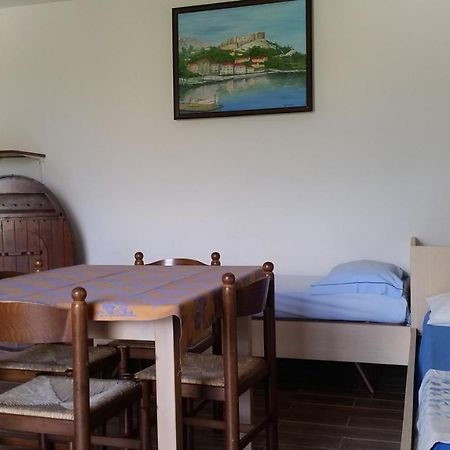 Velaj Apartments Bashkia e Orikumit Exteriör bild
