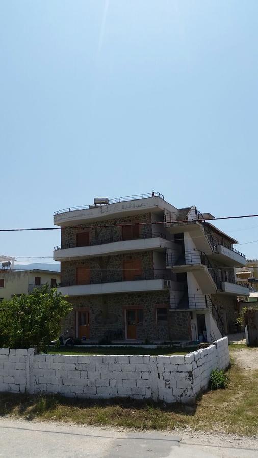 Velaj Apartments Bashkia e Orikumit Exteriör bild
